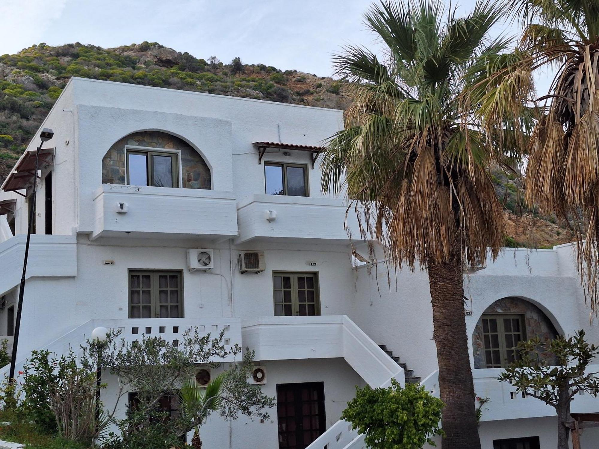 Delfini Apartments Kissamos Luaran gambar