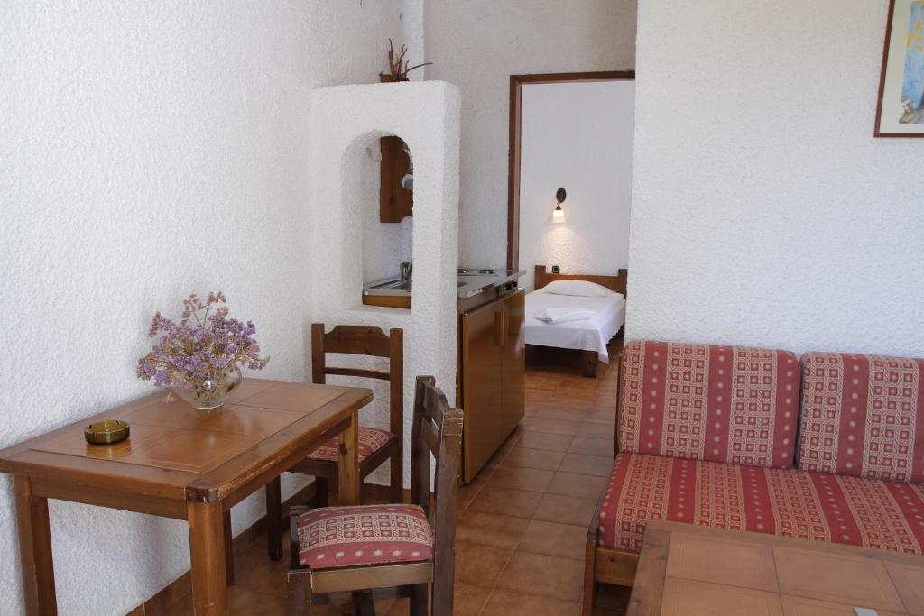 Delfini Apartments Kissamos Bilik gambar
