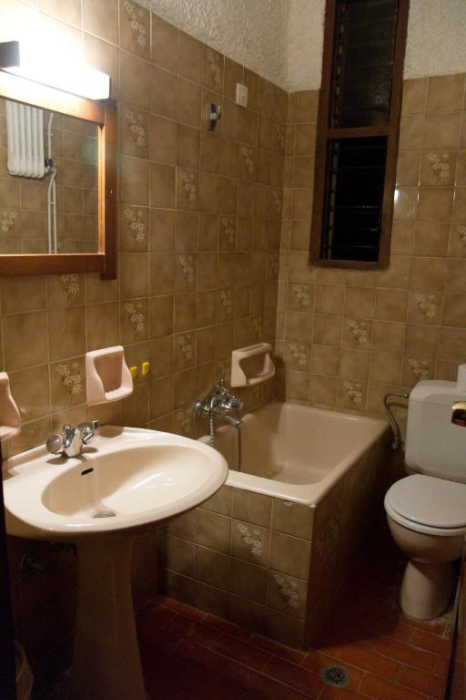 Delfini Apartments Kissamos Bilik gambar